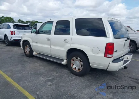 2003 Cadillac Escalade Standard z USA, uszkodzony, nr VIN 1GYEC63T03R265274
